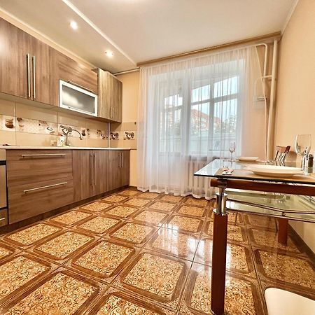 Apartpoltava 100 Квадратних Метрів Затишку В Серці Полтави, Корпусний Парк, Банківський Чек Екстериор снимка