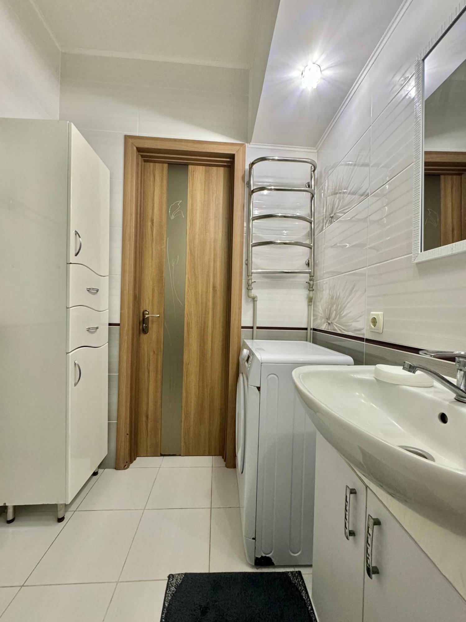 Apartpoltava 100 Квадратних Метрів Затишку В Серці Полтави, Корпусний Парк, Банківський Чек Екстериор снимка