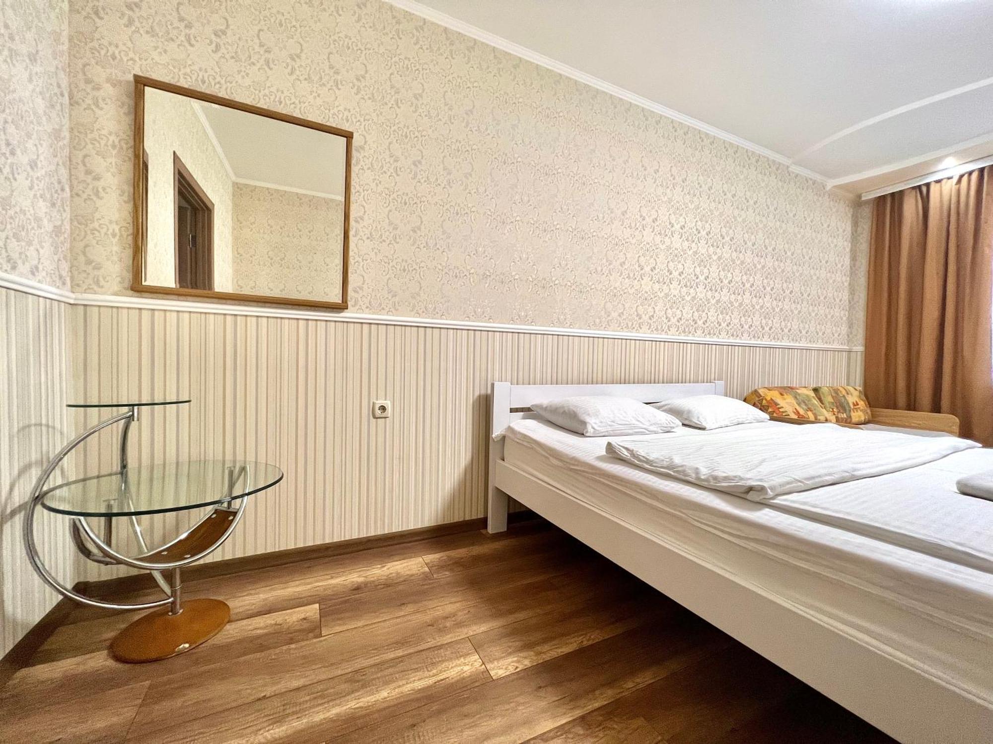 Apartpoltava 100 Квадратних Метрів Затишку В Серці Полтави, Корпусний Парк, Банківський Чек Екстериор снимка